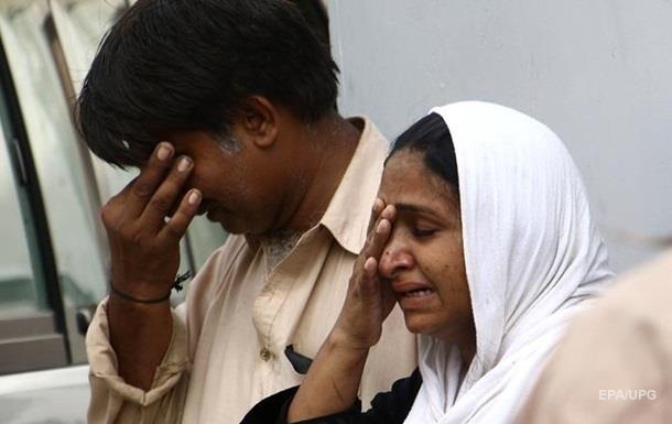 Теракт в Пакистане: погибли 40 человека, более 100 ранены