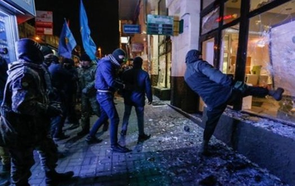 Погроми у центрі Києва. Кому вигідно?