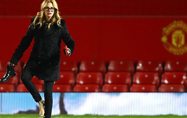 Джулия Робертс с тремя детьми пришла поболеть за Манчестер Юнайтед