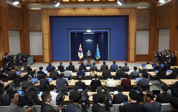 Президент Південної Кореї оголосила про готовність подати у відставку