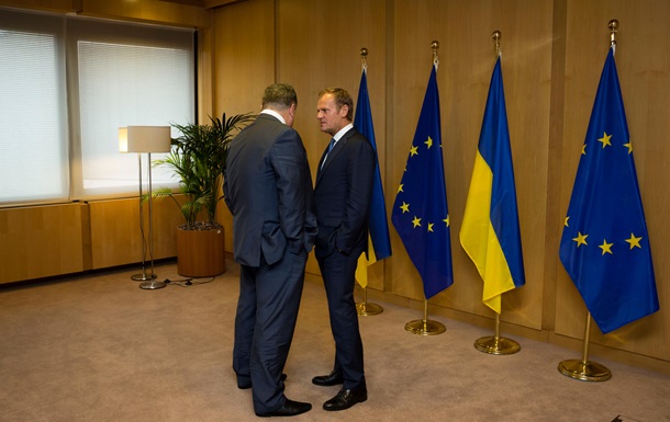 ЕС перенес безвиз для Украины на следующий год