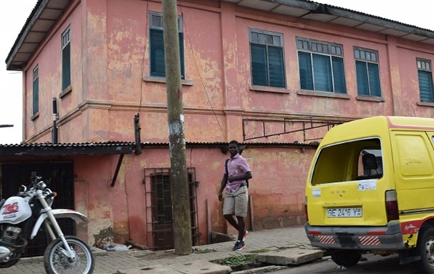 У Гані фальшиве посольство США 10 років видавало візи
