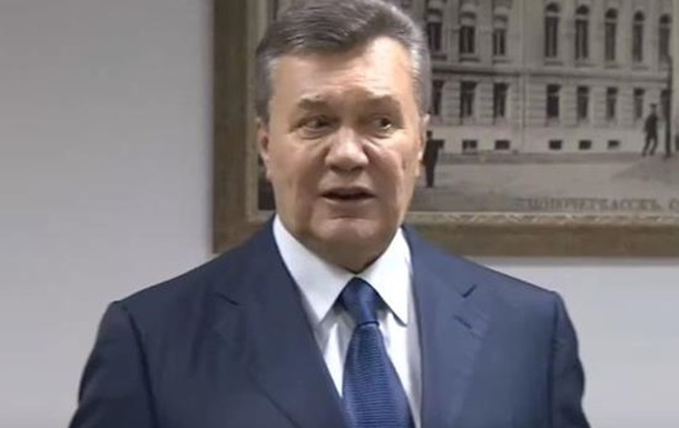 Янукович просит допросить его в России