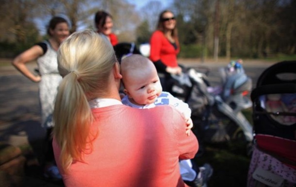 В Британии одобрили зачатие от трех родителей