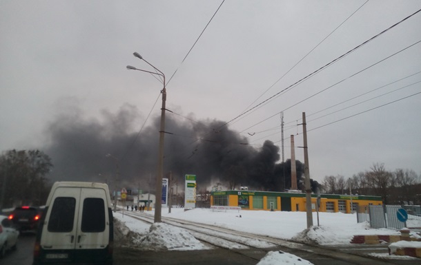 В Харькове при пожаре на заводе погибли два человека