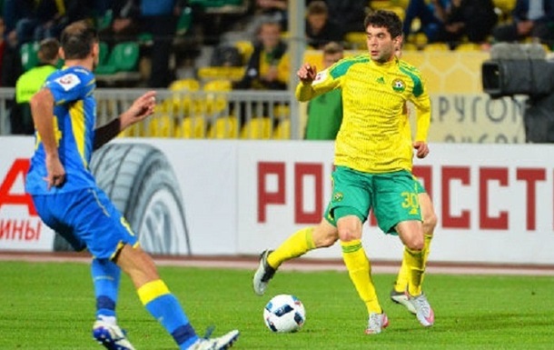 Российский клуб не сможет покупать игроков из-за украинского футболиста