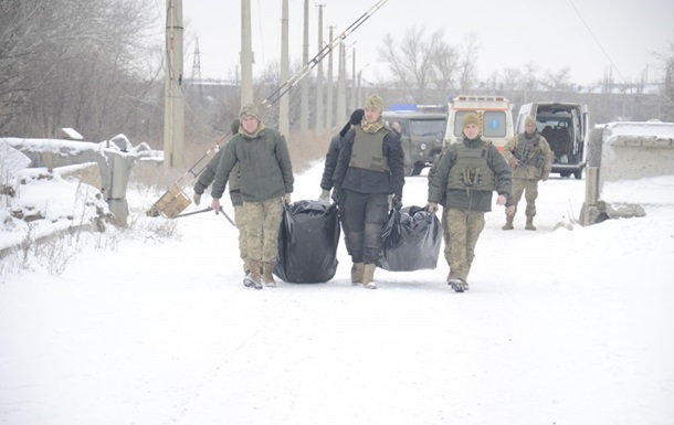 Україні повернули тіла загиблих на Світлодарській дузі бійців