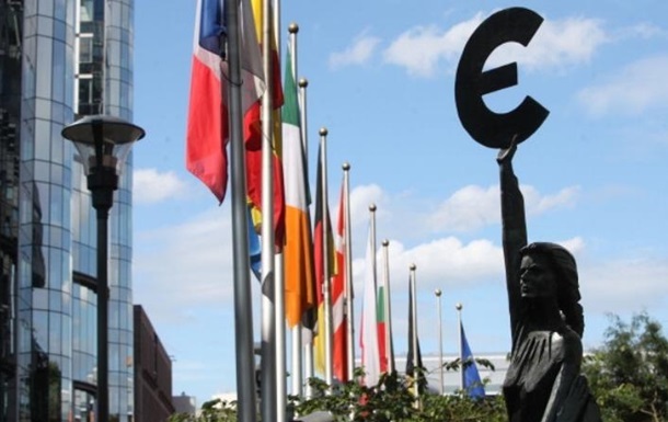 ЕС пообещал Киеву еще 100 миллионов евро