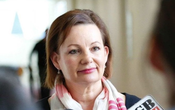 В Австралії міністра звільнили через поїздки за рахунок держави
