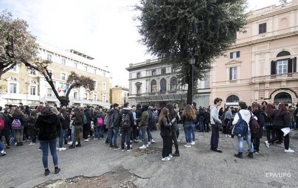 В Італії сталися два землетруси