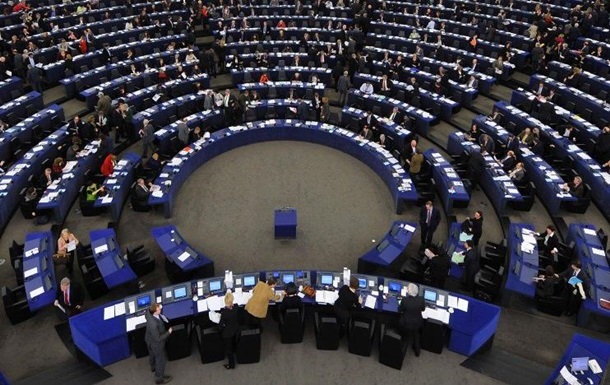 Европарламент экстренно собирается из-за Донбасса