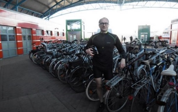 У бельгийского министра украли велосипед на форуме о велодорожках