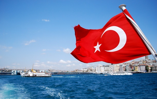 В Турции до июля продлили чрезвычайное положение