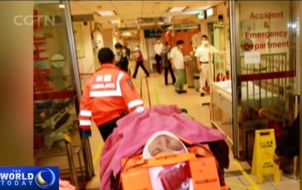 В Гонконге сломался эскалатор: 18 пострадавших