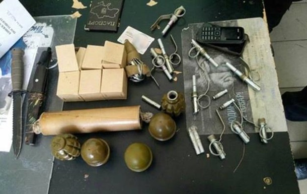 В метро Киева у пассажира нашли арсенал гранат