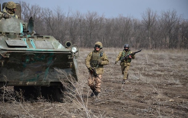 Возле Авдеевки погибли двое военных