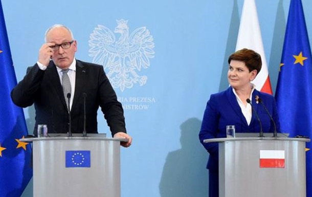 Тиммерманс отказал Польше в праве на Западную Беларусь