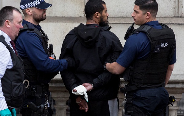 Возле парламента в Лондоне предотвратили теракт