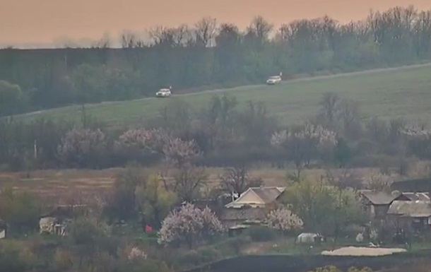 У Мережу виклали відео вибуху авто ОБСЄ на Луганщині