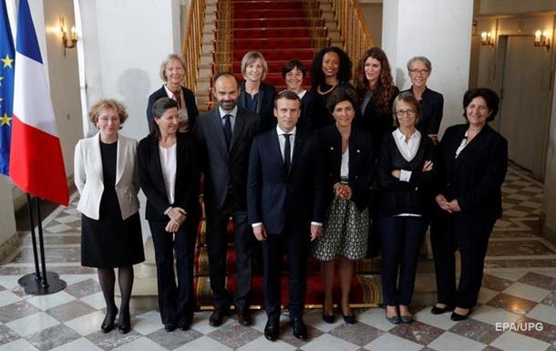 11 женщин Макрона. Самый  чистый  кабмин Франции