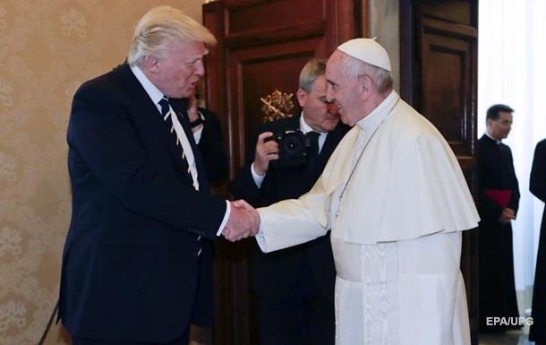 Папа Римський прийняв Трампа у Ватикані