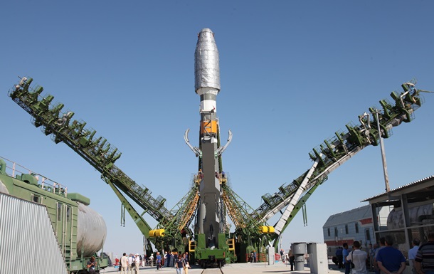 Росія запустила ракету з новітнім військовим супутником