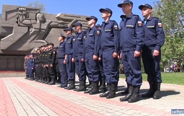 Перші призовники з Криму вирушили служити на території РФ