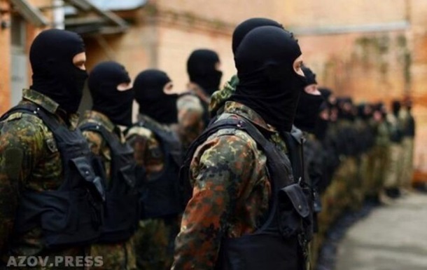 Двух бойцов Азова задержали за убийство в Донбассе