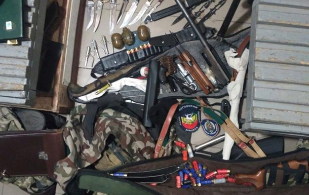 В Харькове пограничники перевозили оружие