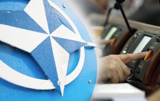 Курс на НАТО: вместо всеукраинского референдума ― 22 минуты обсуждения