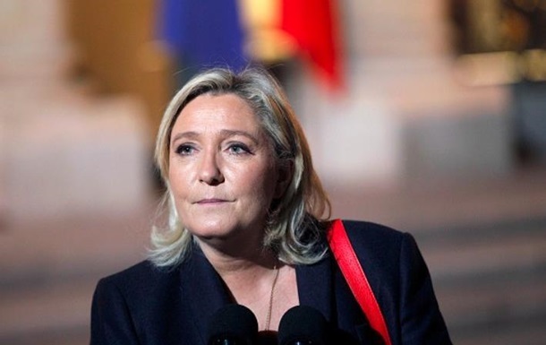Ле Пен вийшла до другого туру парламентських виборів у Франції