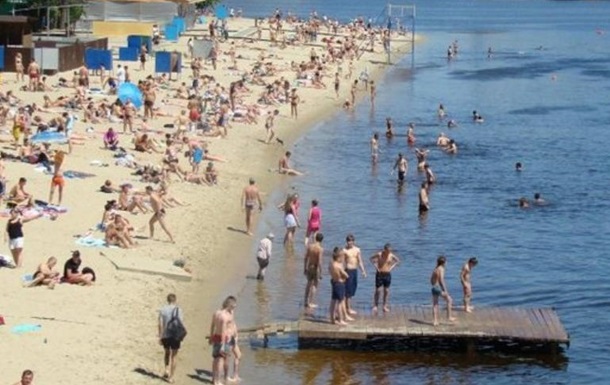 Лише половина пляжів України придатна для купання
