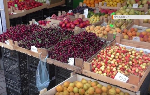 ЗМІ порівняли ціни на фрукти у Криму й Херсоні