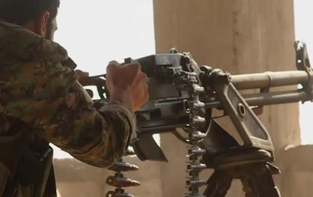 У лігві ІДІЛ: відео з передової битви за Ракку