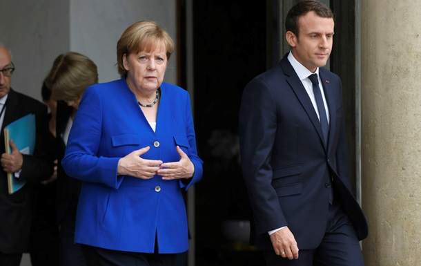 Меркель і Макрон підсумували бесіду  четвірки 
