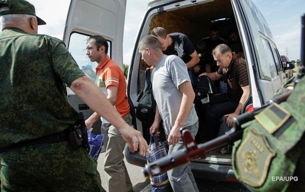 Активисты: Из плена ДНР освободили двух украинцев