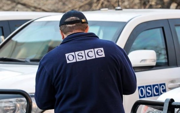Миссия ОБСЕ попала под обстрел в Донецке