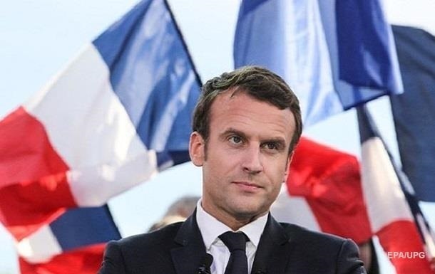 Более половины французов недовольны работой Макрона