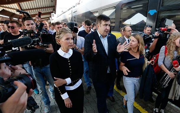 Тимошенко потрапила в базу Миротворця