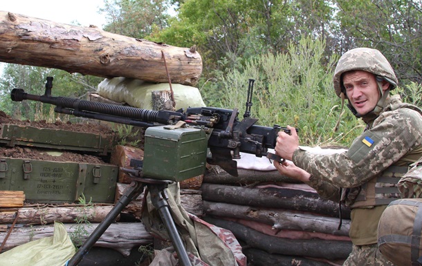 Сутки в АТО: военных обстреливали из гранатометов