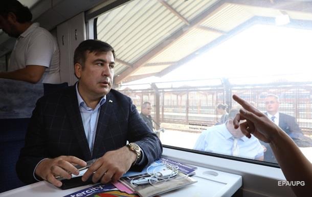 Пассажирам поезда с Саакашвили вернули деньги