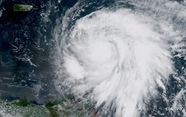 В США объявили штормовое предупреждение из-за урагана Мария