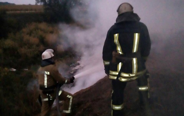 У Київській області сталася пожежа на звалищі