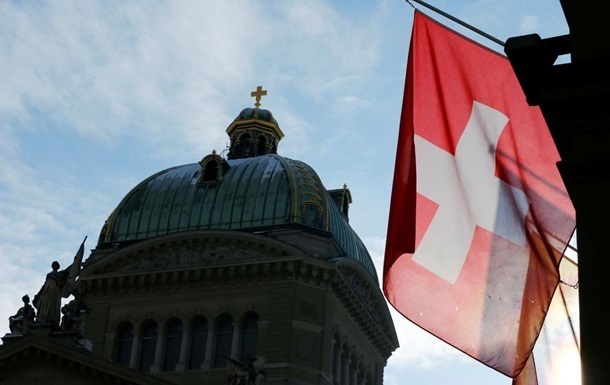 Швейцария передала Донбассу гуманитарную помощь