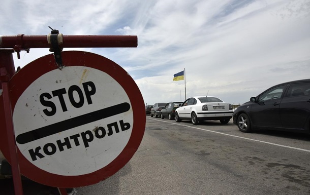 Украинцы стали чаще ездить в Россию