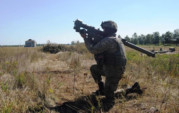 Штаб АТО: сепаратисти б ють по українських позиціях із мінометів