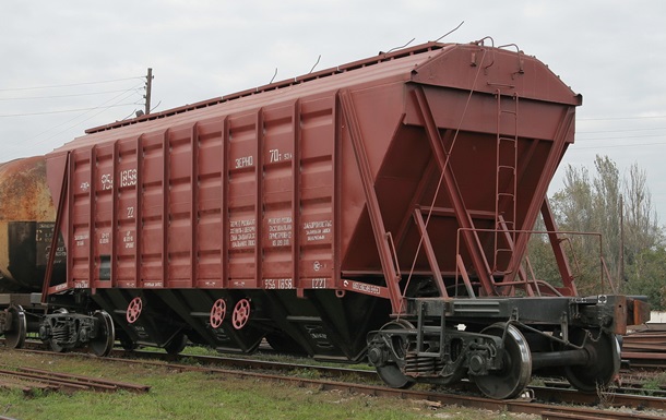 У Полтавській області мати з донькою потрапили під колеса поїзда