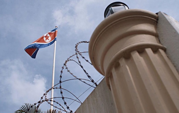 Южная Корея ввела санкции против КНДР