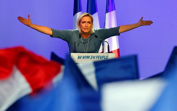 Марин Ле Пен лишили неприкосновенности