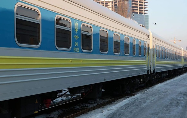 В Запорожье из Киева запускают поезд из украинских вагонов-трансформеров 